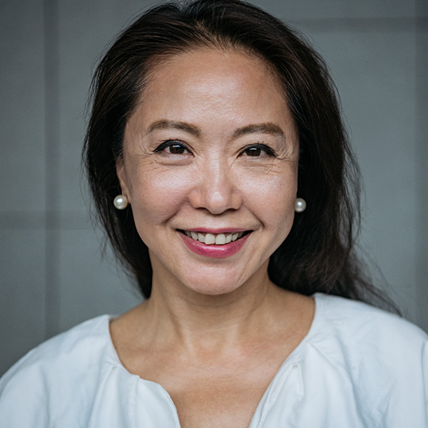 Woman smiling showing her white teeth
